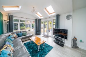 Garden/Family Room- click for photo gallery